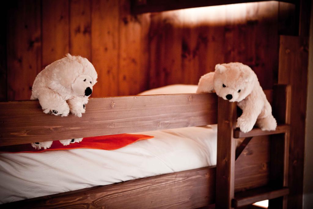 Hotel Les Barmes De L'Ours Val-dʼIsère Habitación foto